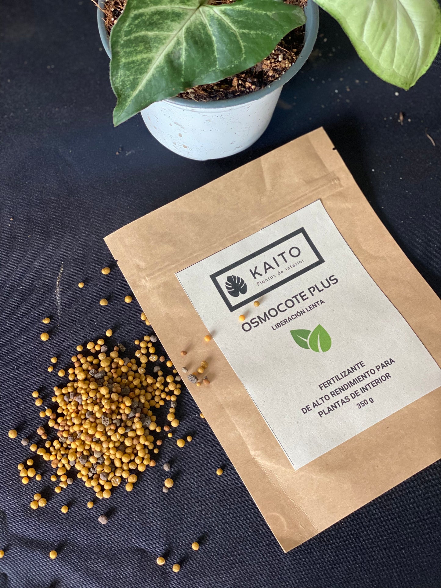 Fertilizante Osmocote Plus | Liberación Lenta por 6 Meses – NPK Controlado para Plantas de Interior y Exterior